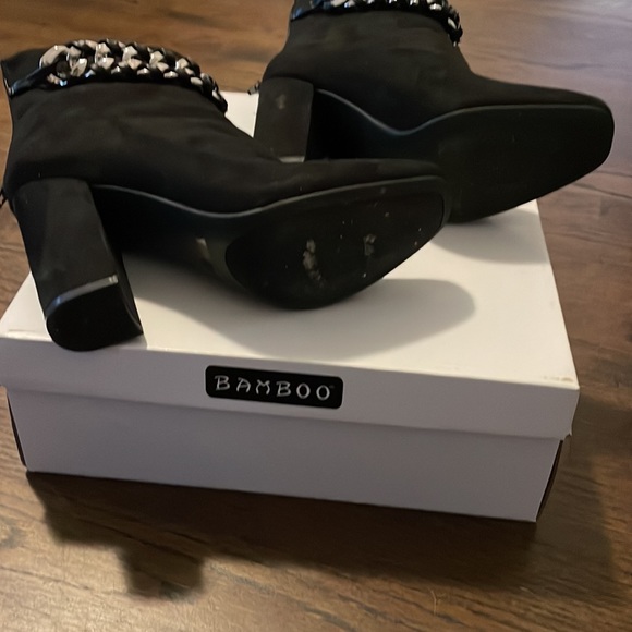 Women’s suede booties - Picture 5 of 6